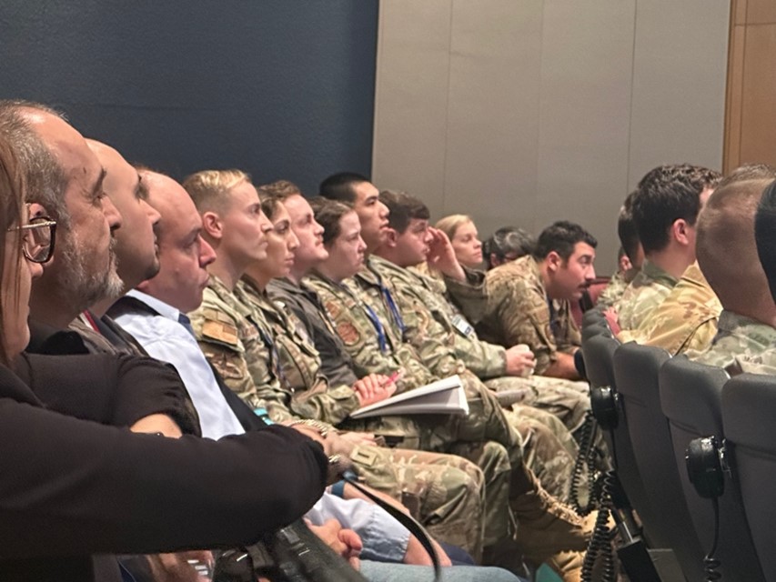 Applied social construction and design thinking: Implications for military contexts